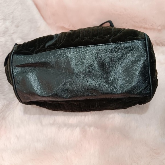 Juicy Couture Daydreamer Vintage Gothic Logo Velour Bag Purse Bow Ribbon Tote - Picture 5 of 8